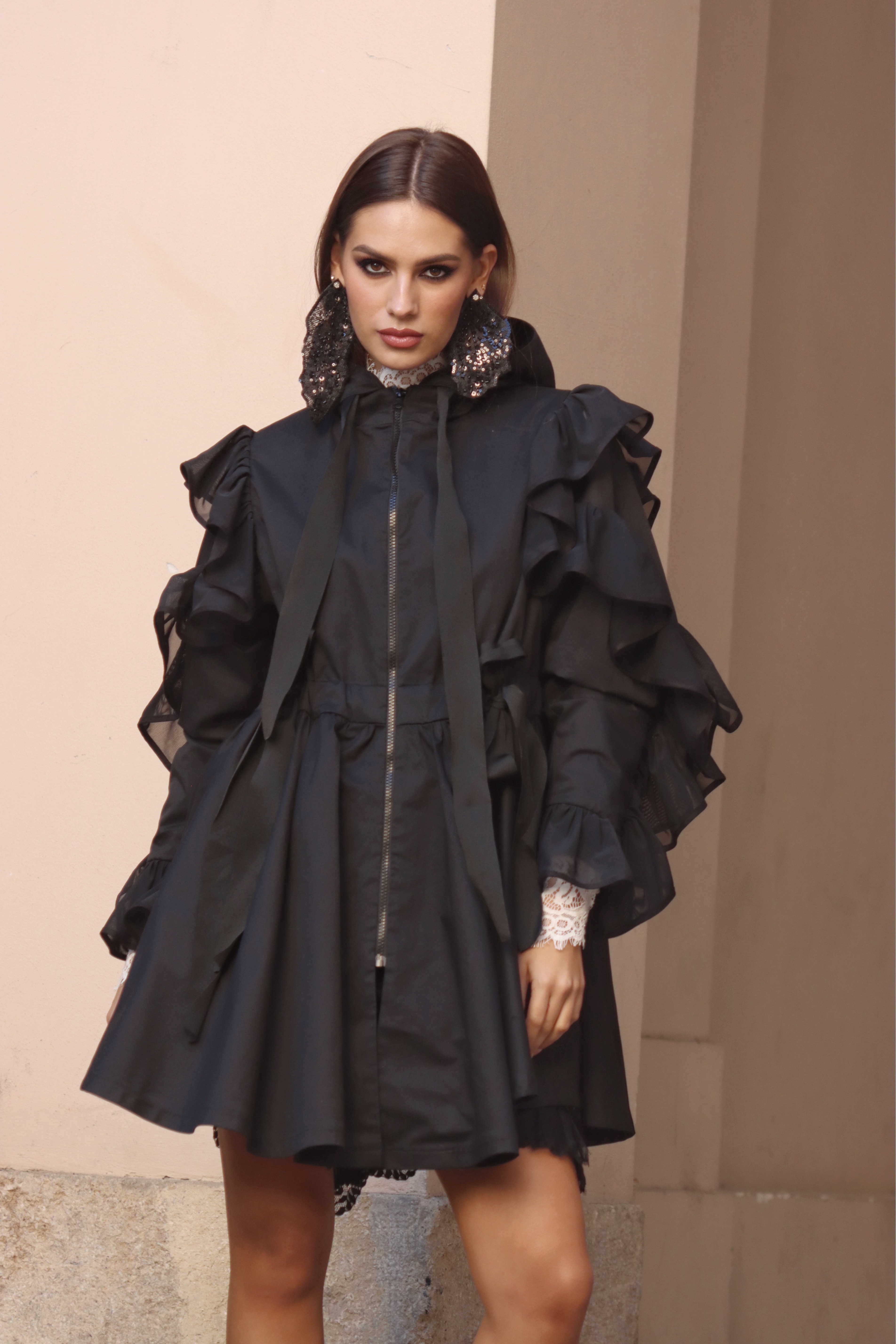 Black romantic parka - Image 7