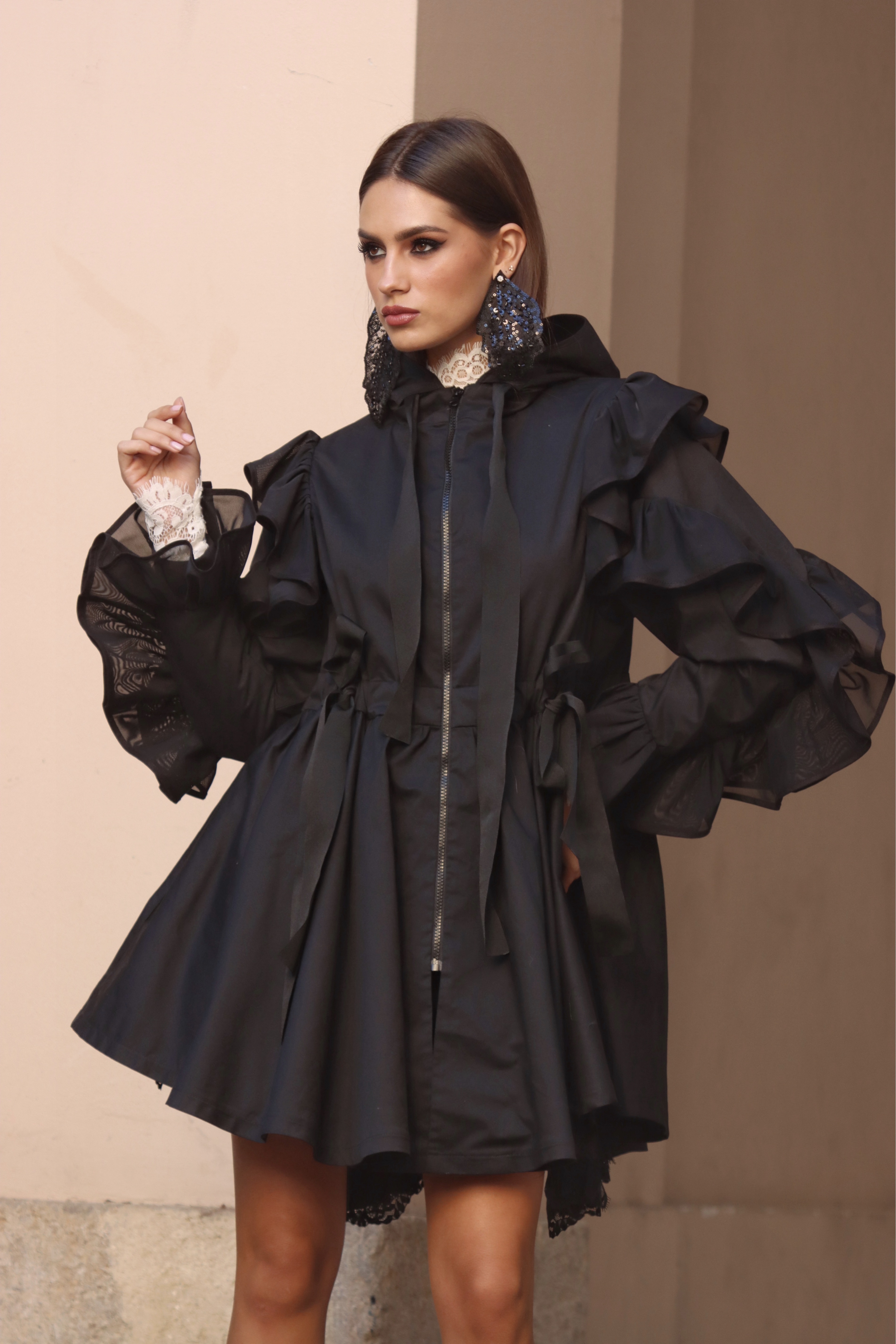 Black romantic parka - Image 3